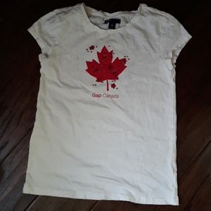 Gap Canada 🍁🍁Tshirt